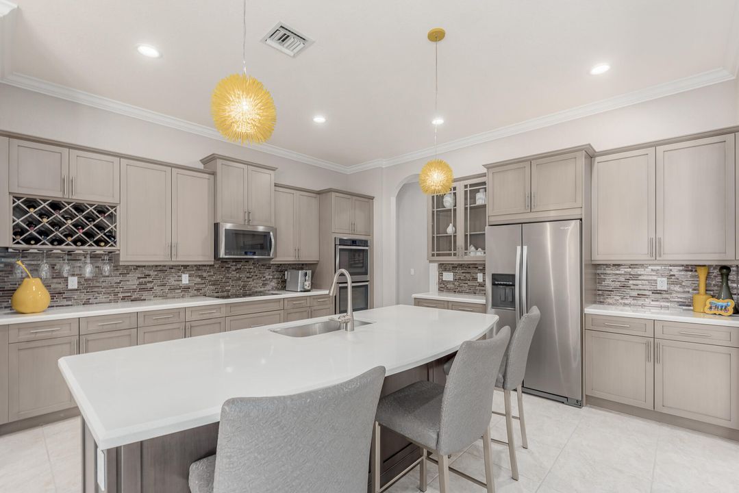 Active With Contract: $1,100,000 (4 beds, 3 baths, 2952 Square Feet)