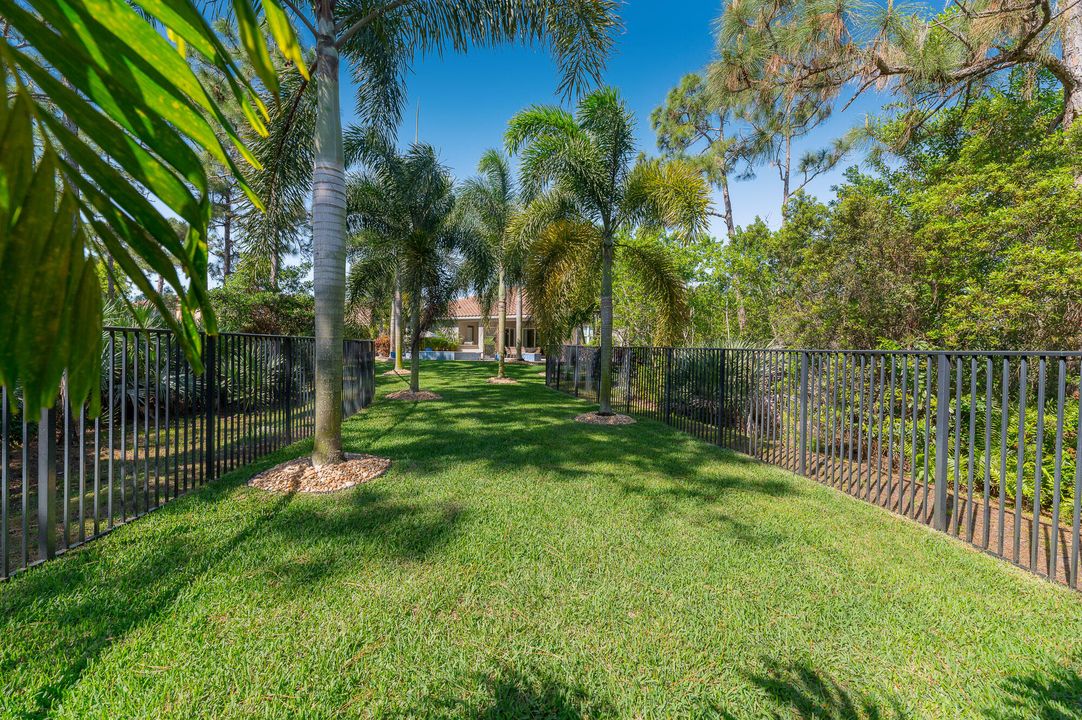 Active With Contract: $1,100,000 (4 beds, 3 baths, 2952 Square Feet)