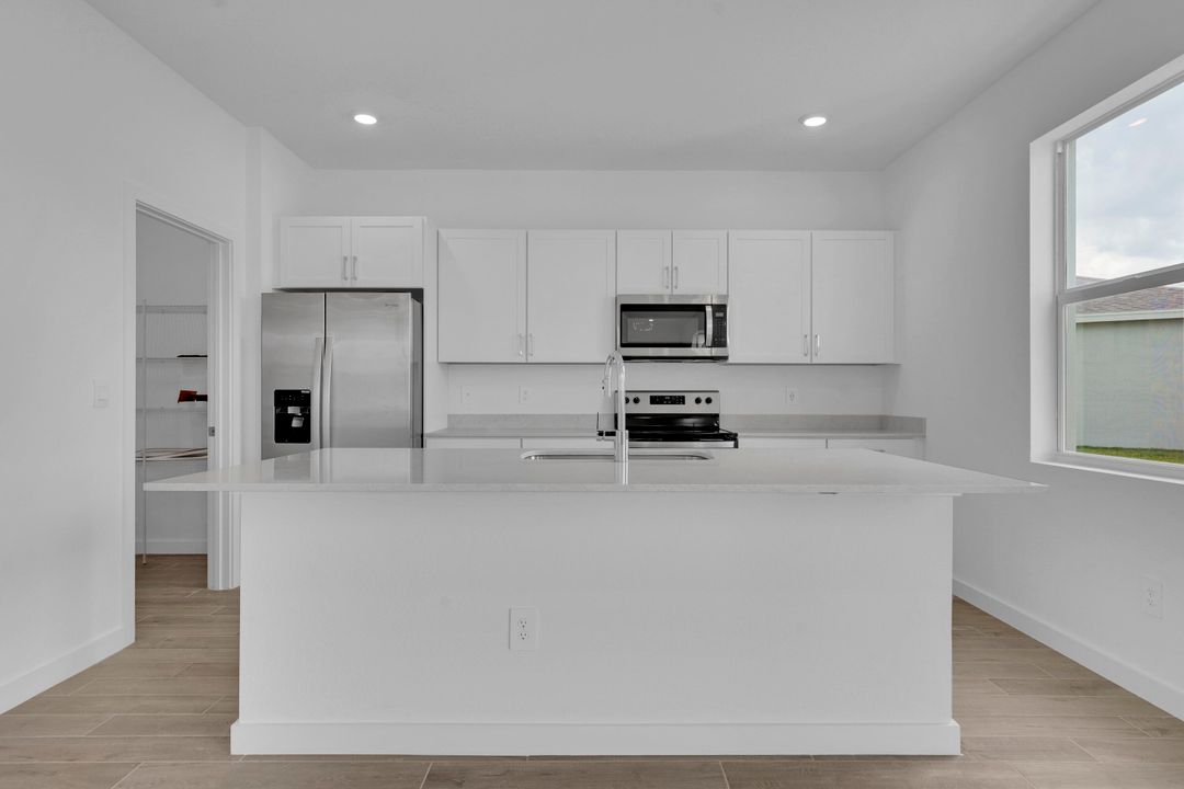 Active With Contract: $4,000 (4 beds, 2 baths, 2470 Square Feet)