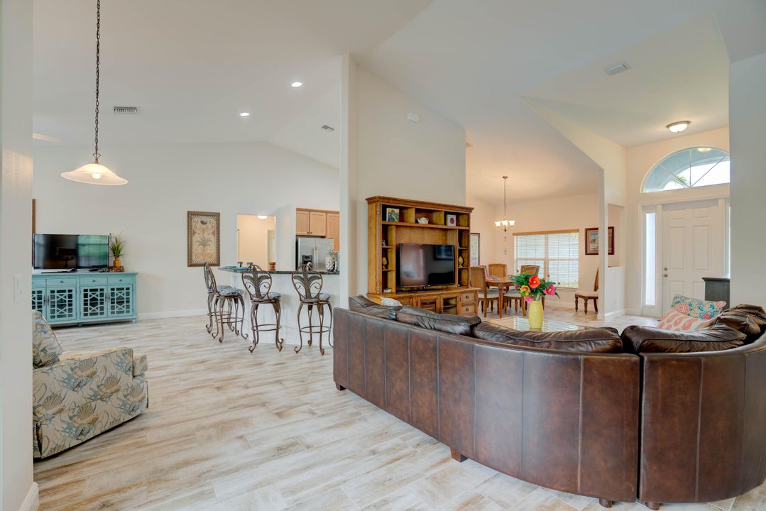 Active With Contract: $1,200,000 (4 beds, 3 baths, 2379 Square Feet)