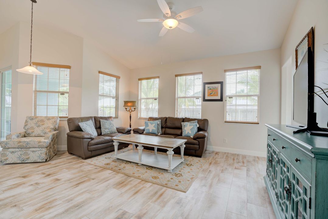 Active With Contract: $1,200,000 (4 beds, 3 baths, 2379 Square Feet)