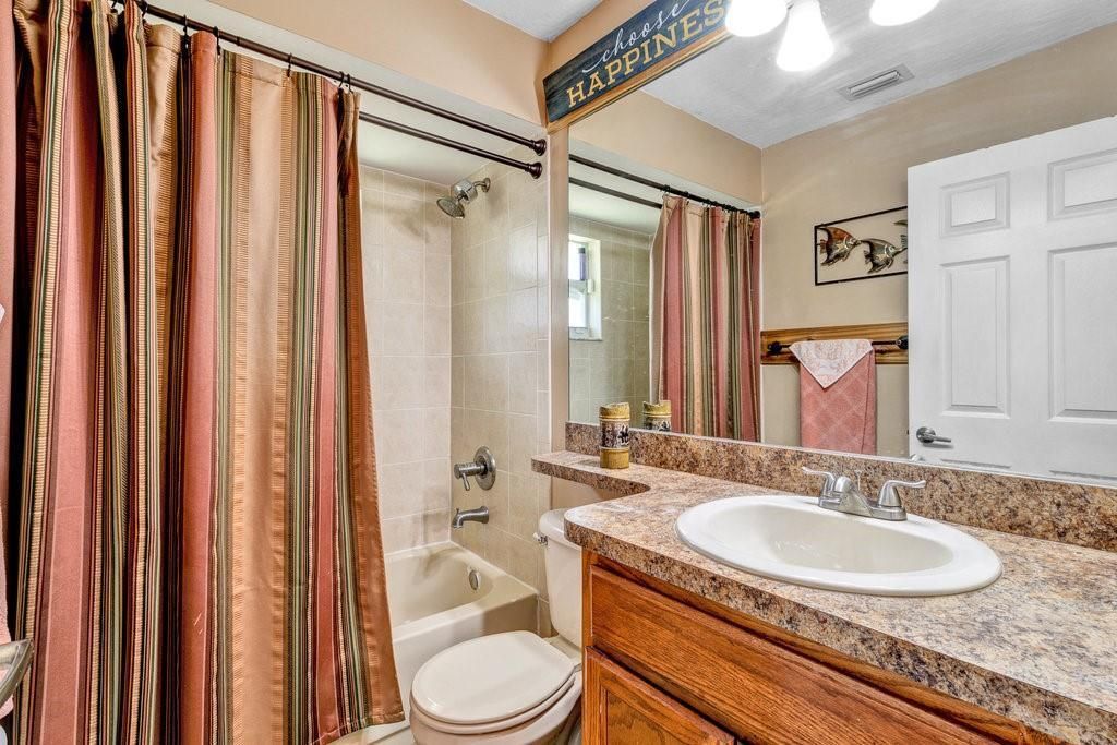待售: $385,900 (4 贝兹, 2 浴室, 1698 平方英尺)