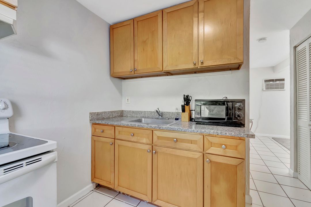 For Sale: $425,000 (0 beds, 0 baths, 1240 Square Feet)