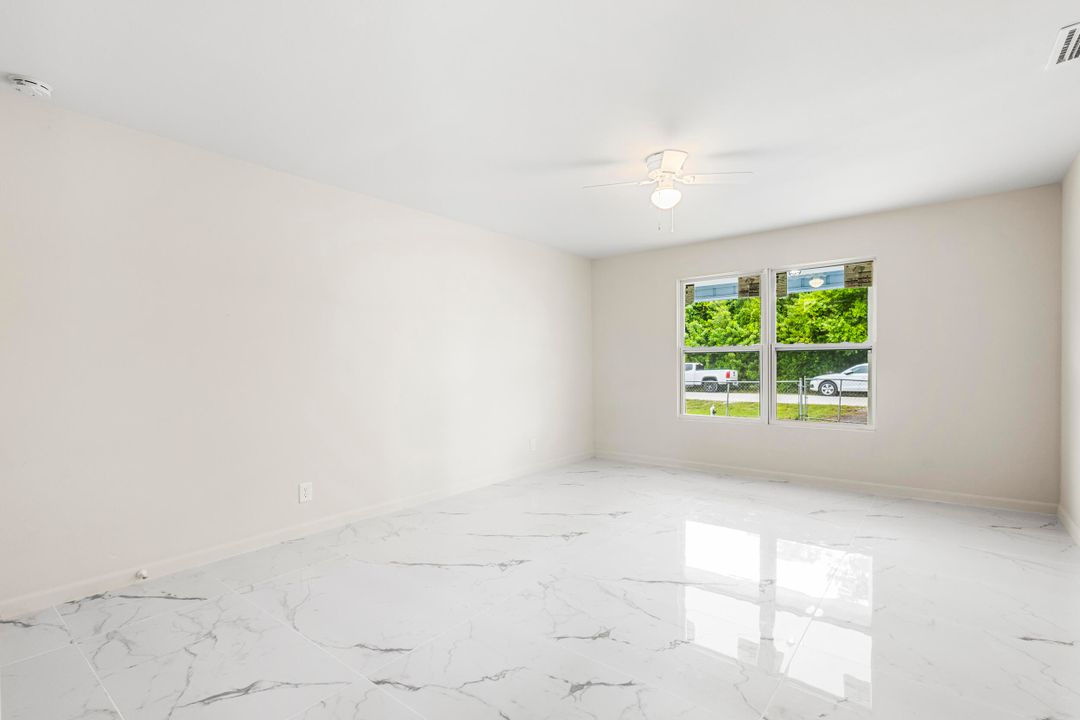 Active With Contract: $345,000 (3 beds, 2 baths, 1800 Square Feet)