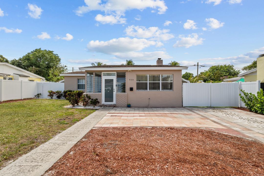 Recently Sold: $530,000 (3 beds, 2 baths, 1549 Square Feet)