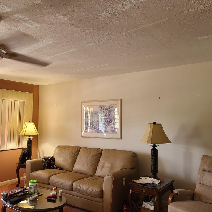 For Sale: $175,000 (2 beds, 2 baths, 874 Square Feet)