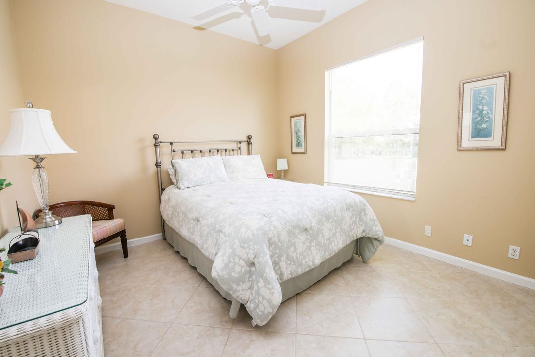 For Sale: $445,000 (3 beds, 2 baths, 2216 Square Feet)