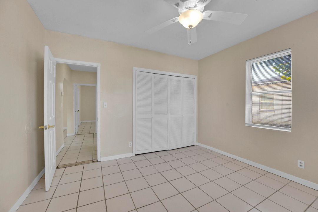 Active With Contract: $275,000 (3 beds, 1 baths, 1662 Square Feet)