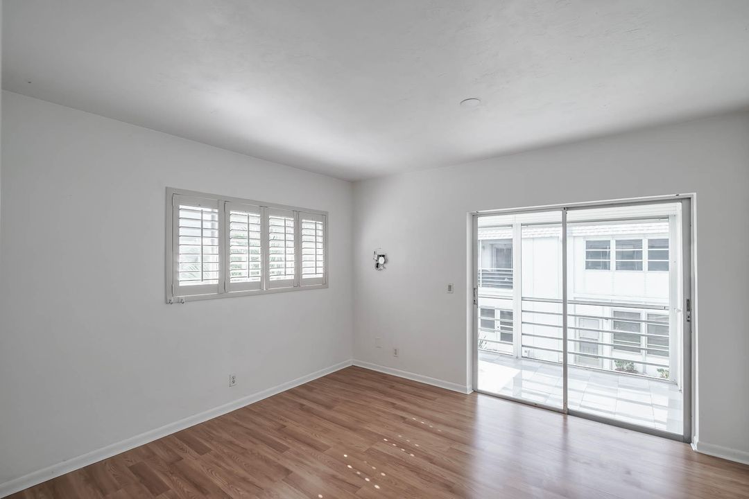 For Sale: $89,500 (1 beds, 1 baths, 612 Square Feet)