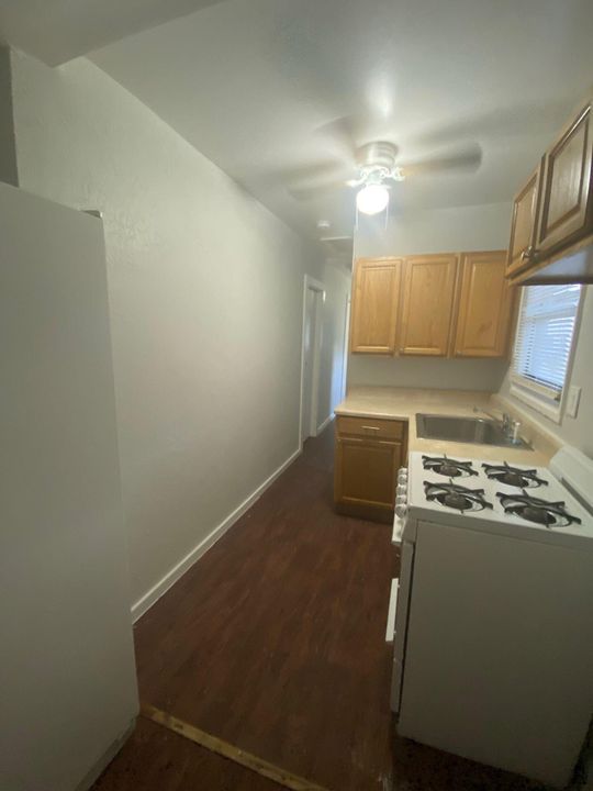 For Rent: $1,600 (2 beds, 1 baths, 616 Square Feet)