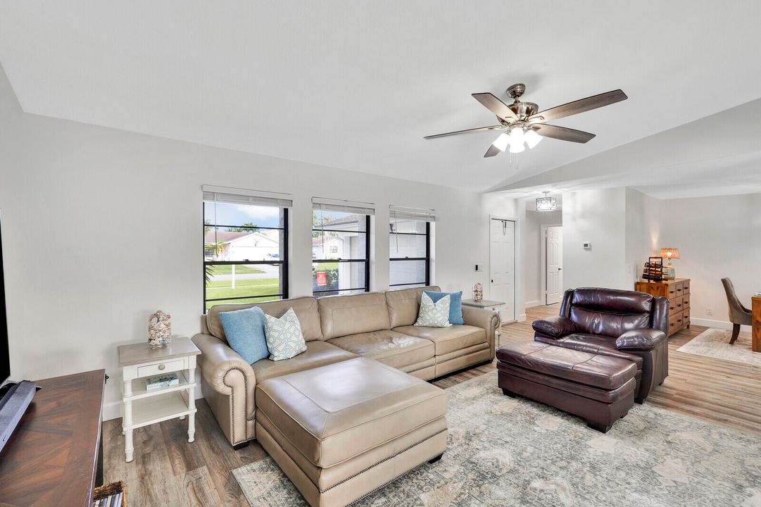 Active With Contract: $605,000 (3 beds, 2 baths, 1617 Square Feet)