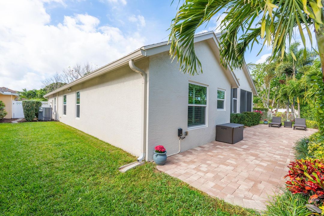 For Sale: $829,000 (4 beds, 2 baths, 2045 Square Feet)