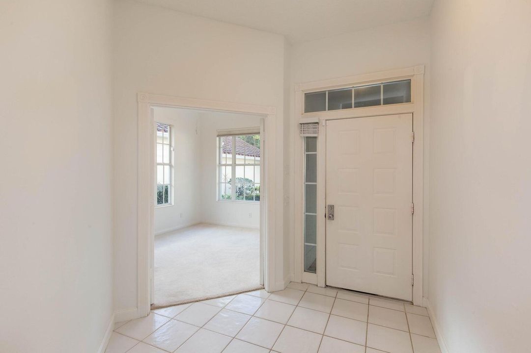 Active With Contract: $4,700 (3 beds, 2 baths, 2024 Square Feet)