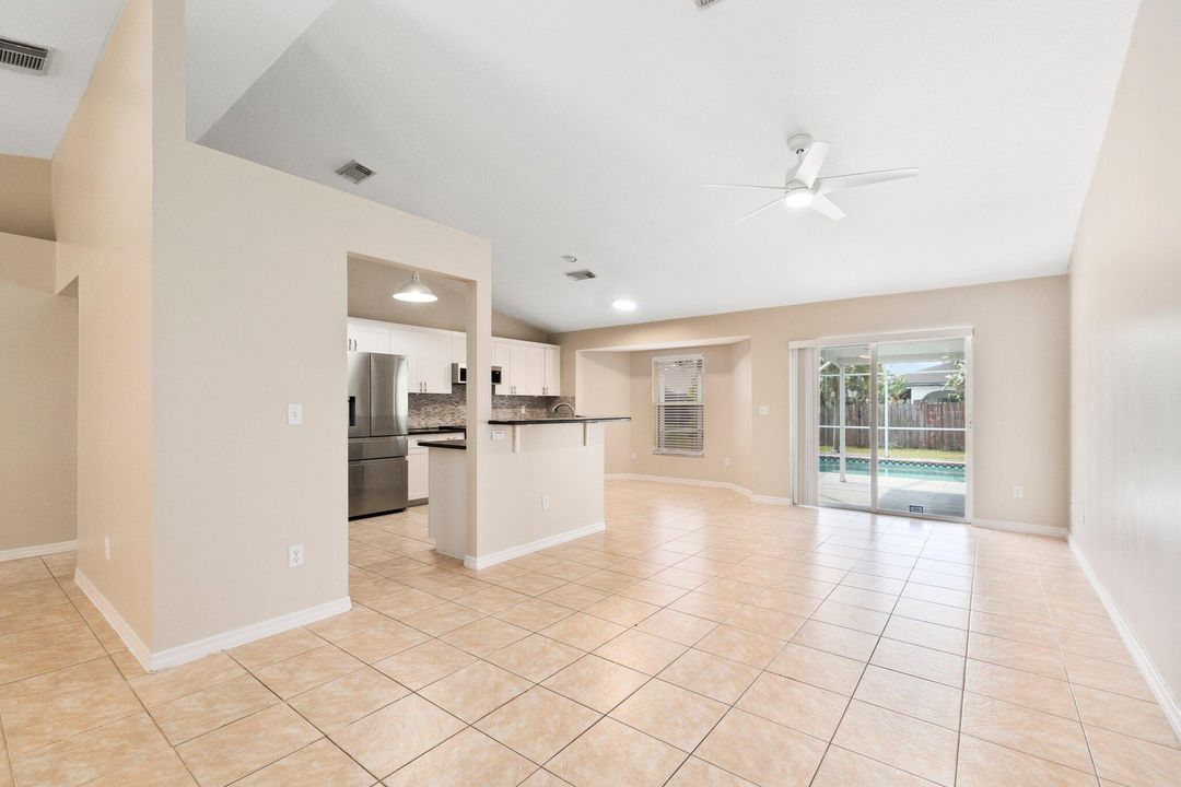 For Sale: $409,500 (3 beds, 2 baths, 1546 Square Feet)