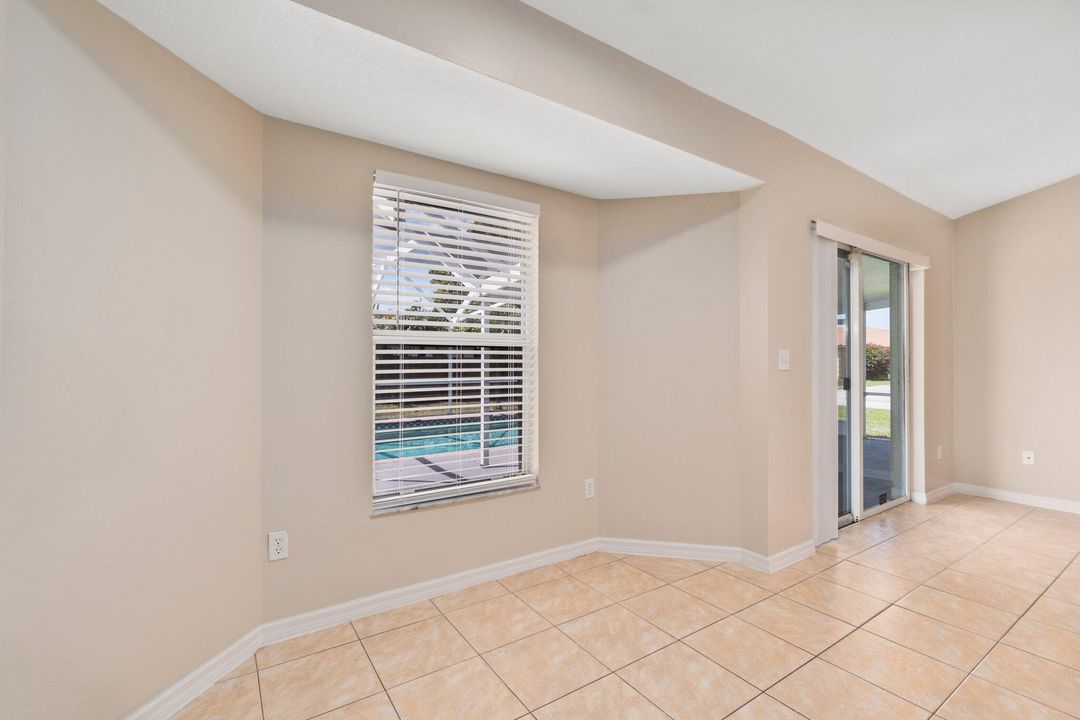 For Sale: $409,500 (3 beds, 2 baths, 1546 Square Feet)