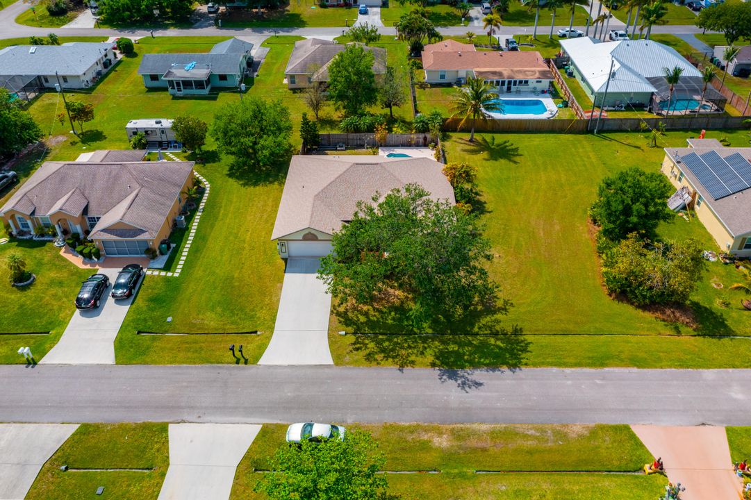 For Sale: $499,999 (3 beds, 2 baths, 2079 Square Feet)