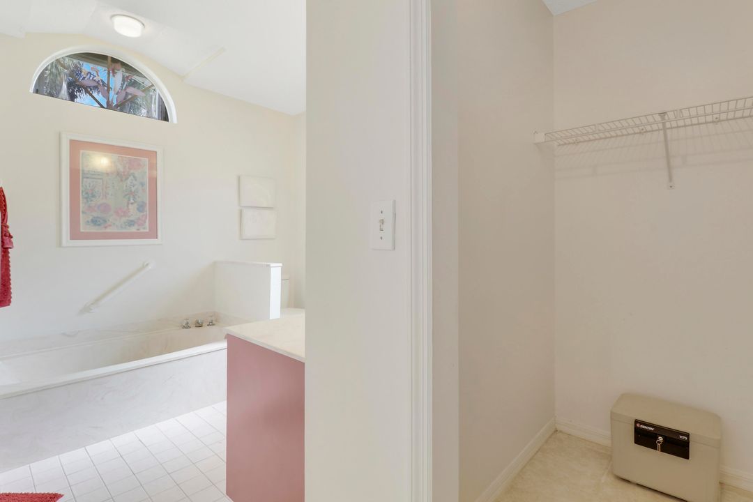 合同活跃: $399,900 (3 贝兹, 2 浴室, 1511 平方英尺)