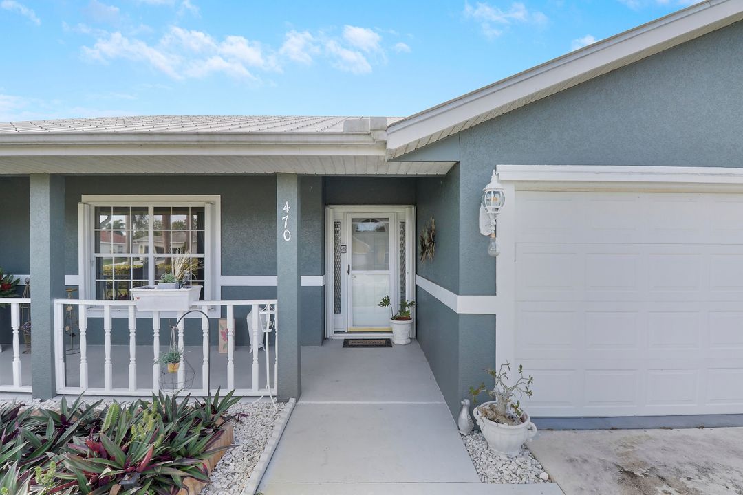 Active With Contract: $399,900 (3 beds, 2 baths, 1511 Square Feet)