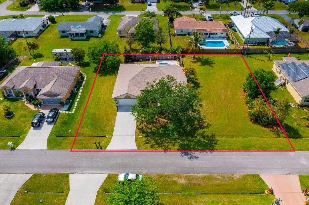 For Sale: $499,999 (3 beds, 2 baths, 2079 Square Feet)