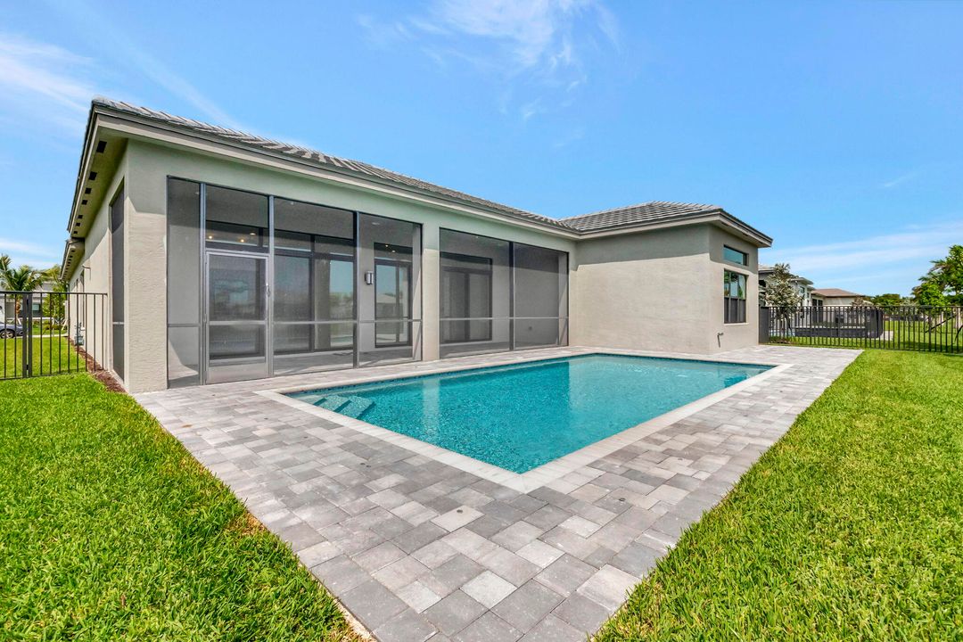 For Sale: $1,949,900 (4 beds, 4 baths, 3176 Square Feet)