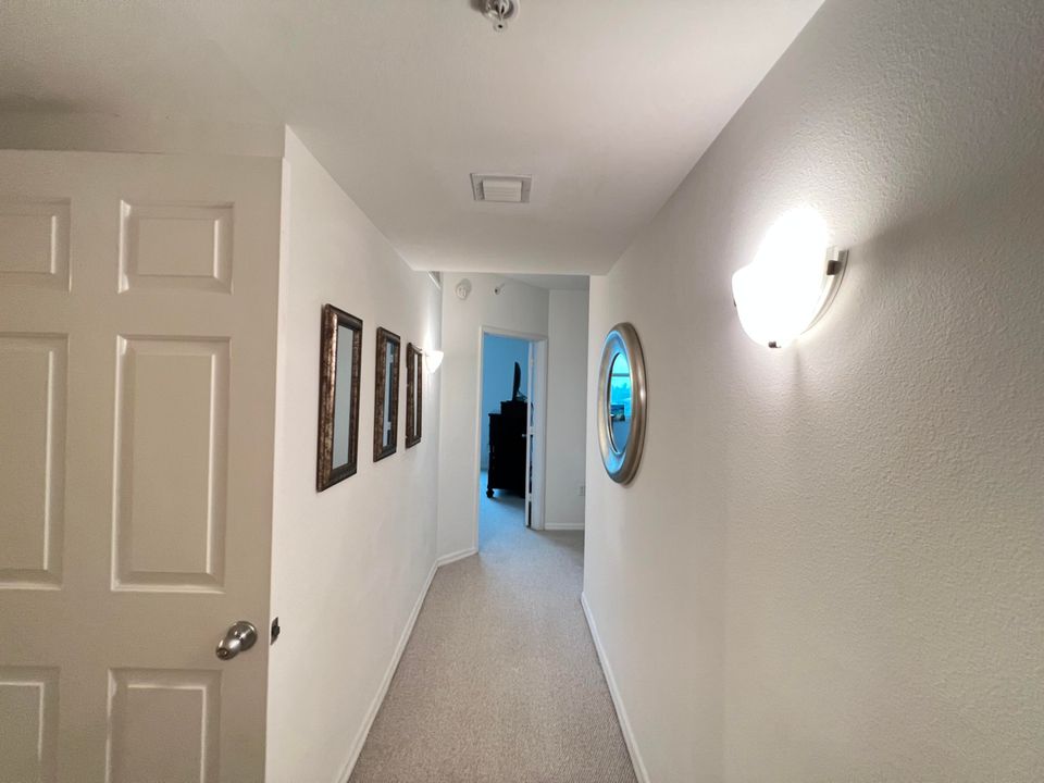 Active With Contract: $4,200 (2 beds, 2 baths, 1305 Square Feet)