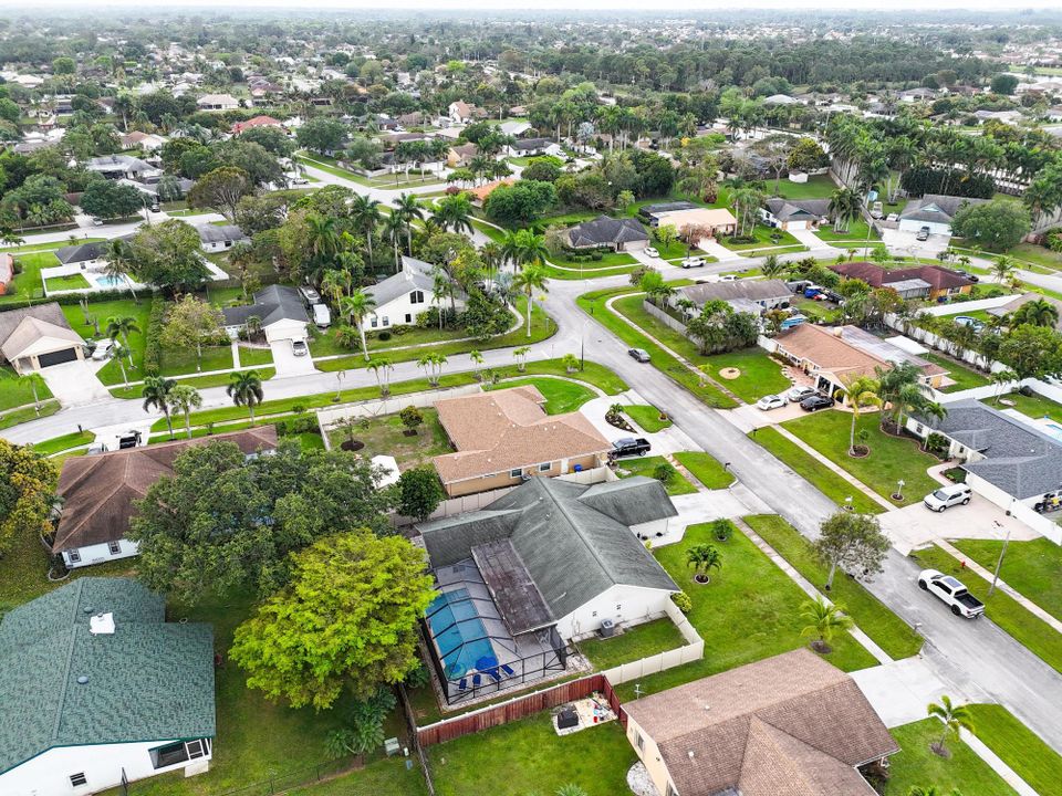 Active With Contract: $690,000 (4 beds, 3 baths, 2368 Square Feet)