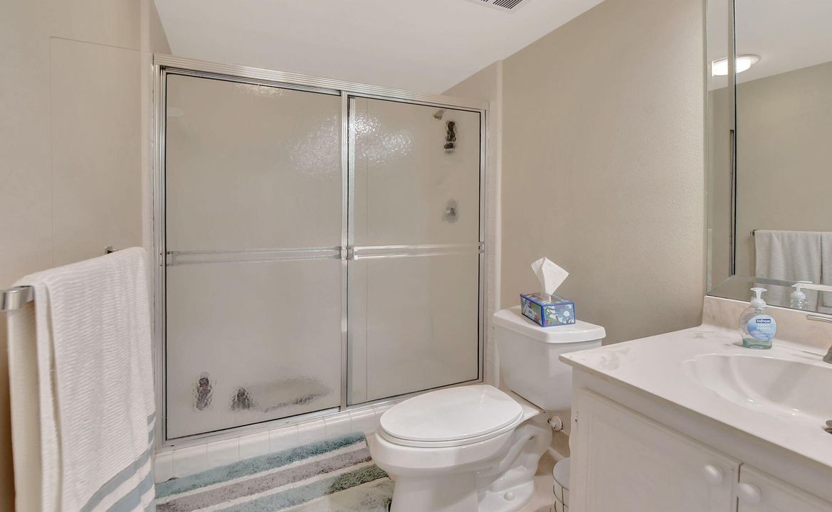 Active With Contract: $6,000 (3 beds, 2 baths, 1779 Square Feet)
