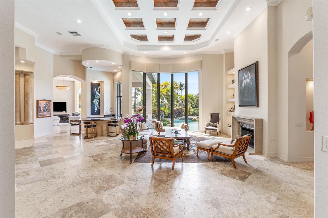 For Sale: $3,699,000 (4 beds, 5 baths, 5282 Square Feet)