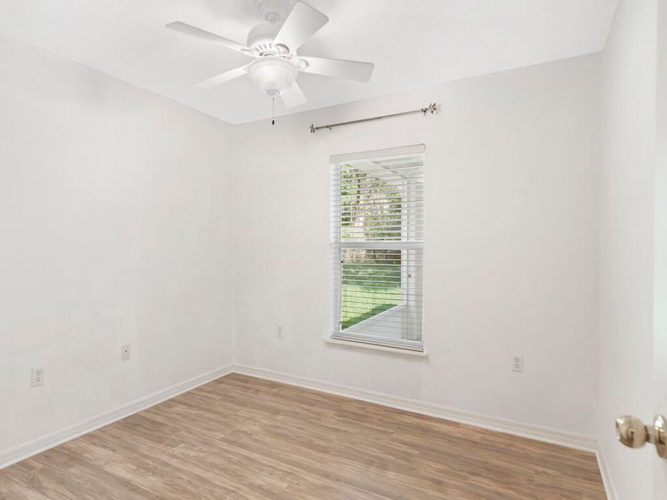 For Sale: $335,000 (3 beds, 2 baths, 1264 Square Feet)