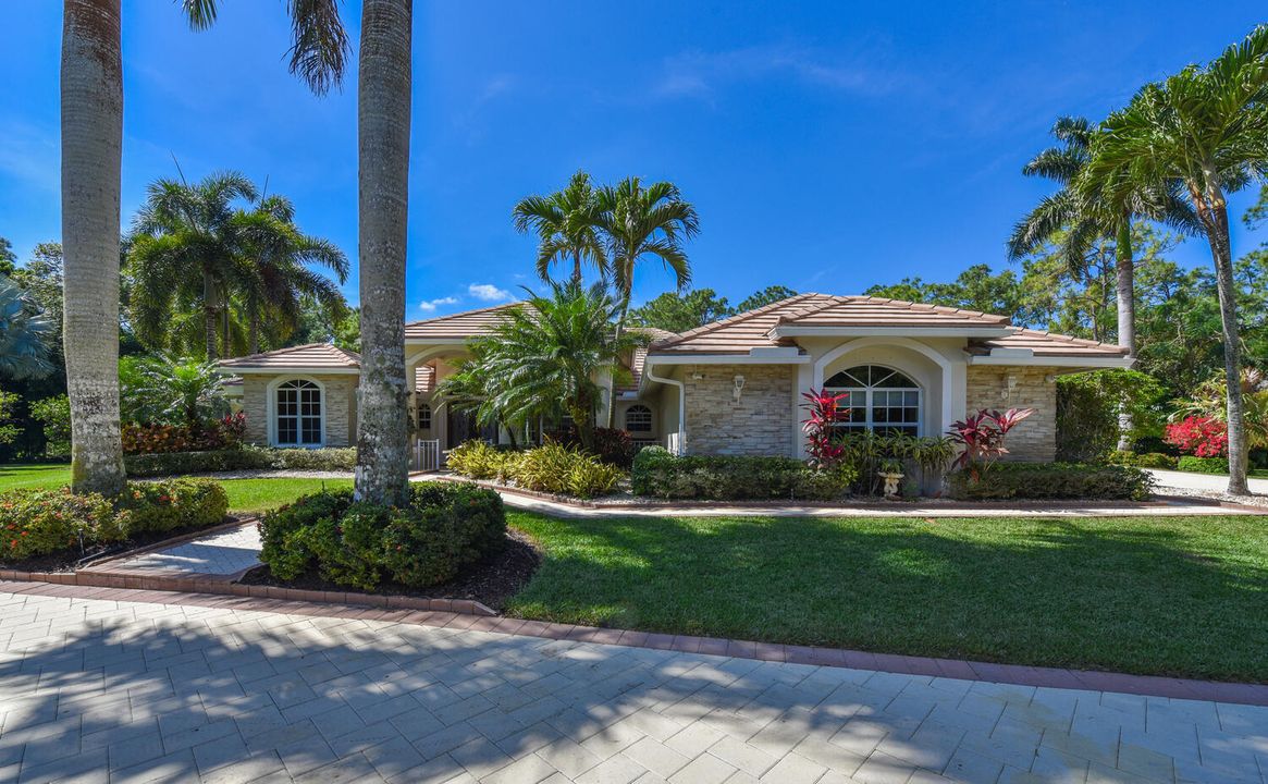 For Sale: $1,650,000 (4 beds, 2 baths, 3618 Square Feet)