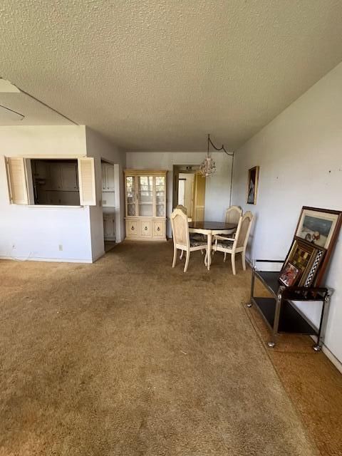 For Sale: $99,900 (1 beds, 1 baths, 720 Square Feet)