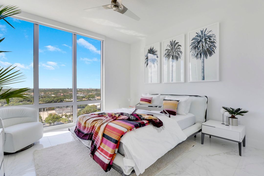 Active With Contract: $2,150,000 (3 beds, 3 baths, 1949 Square Feet)