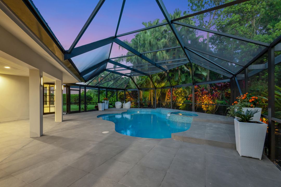 Active With Contract: $1,995,000 (4 beds, 3 baths, 2900 Square Feet)