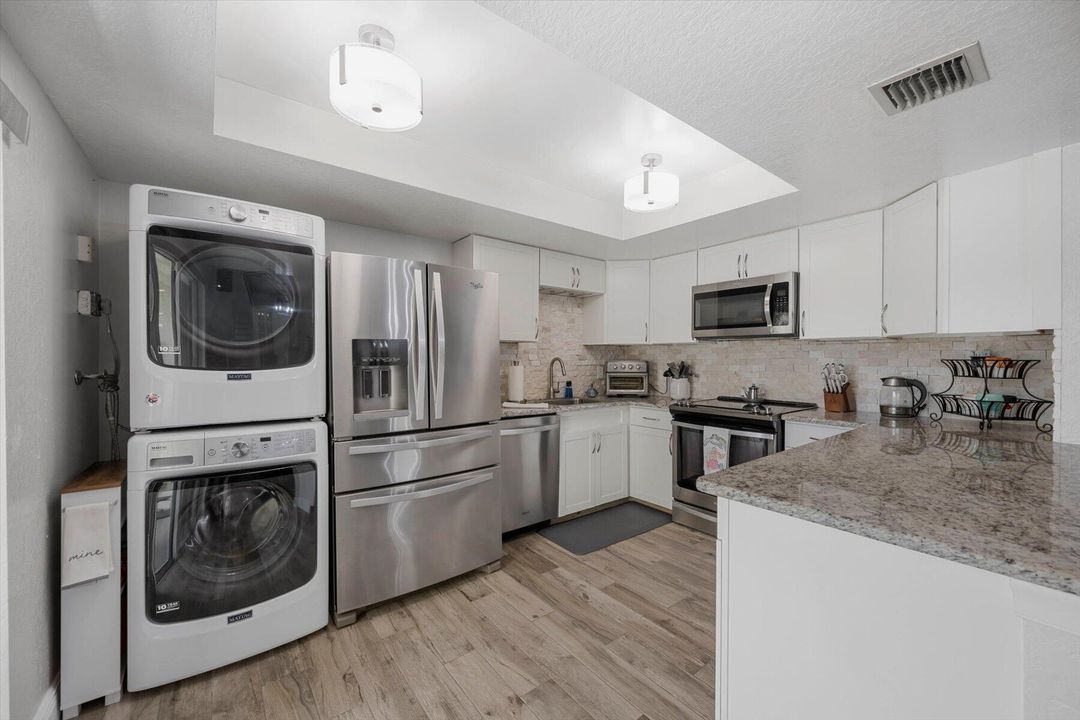 Active With Contract: $399,000 (3 beds, 2 baths, 1622 Square Feet)