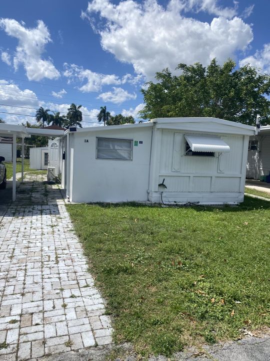 En Venta: $74,000 (3 camas, 3 baños, 1100 Pies cuadrados)