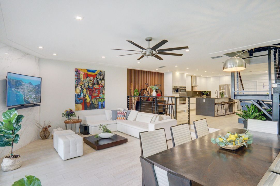 For Sale: $1,895,000 (3 beds, 2 baths, 2149 Square Feet)