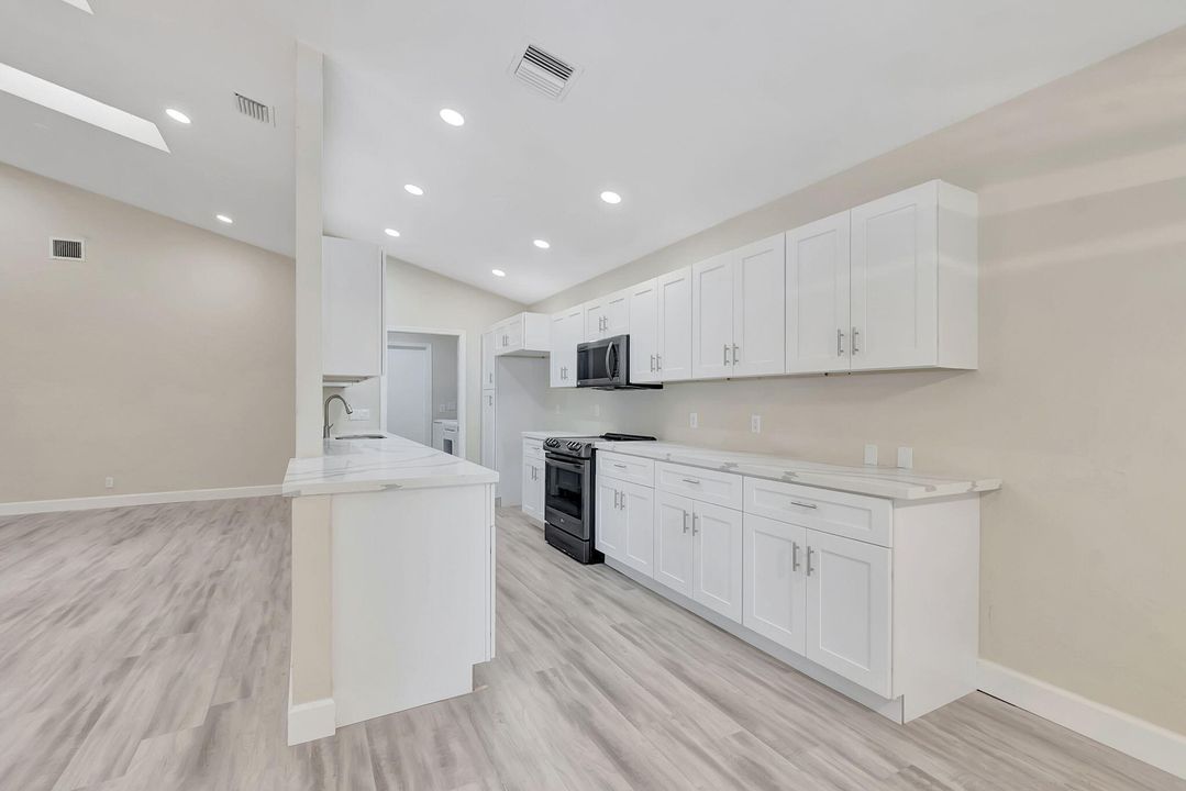 Active With Contract: $550,000 (3 beds, 2 baths, 1715 Square Feet)