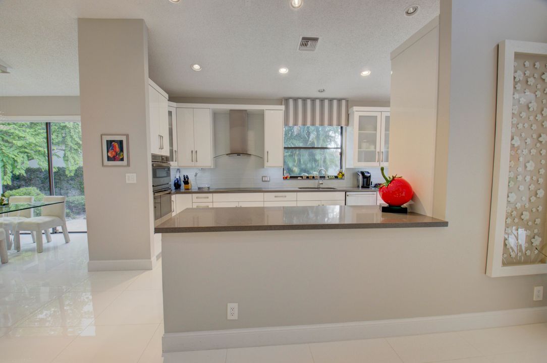 Active With Contract: $15,000 (3 beds, 2 baths, 2683 Square Feet)