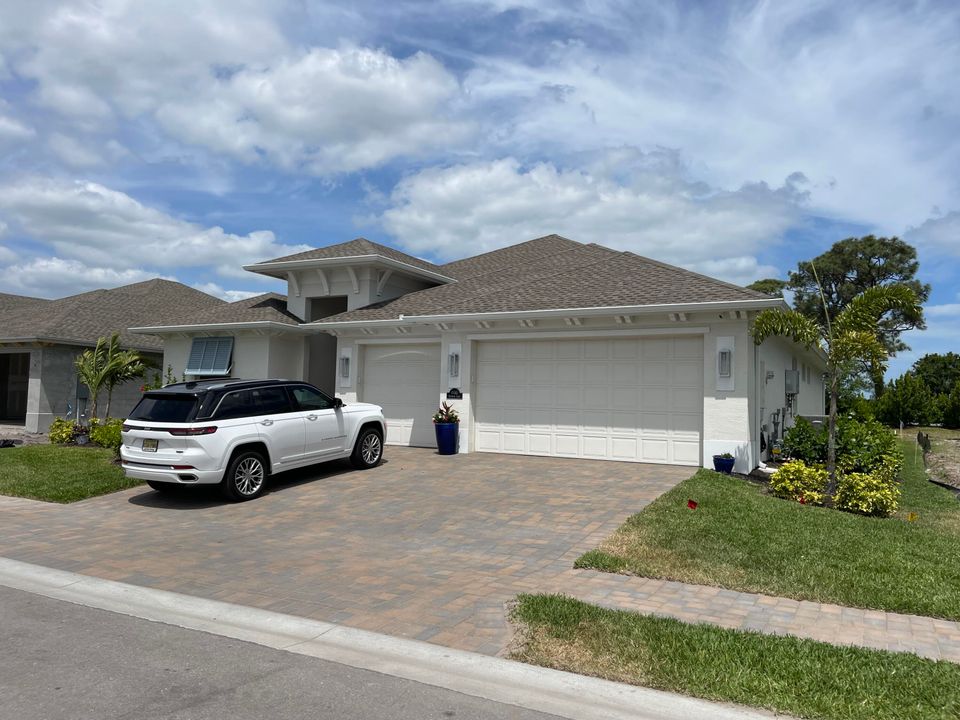 Recently Sold: $554,886 (3 beds, 3 baths, 2190 Square Feet)
