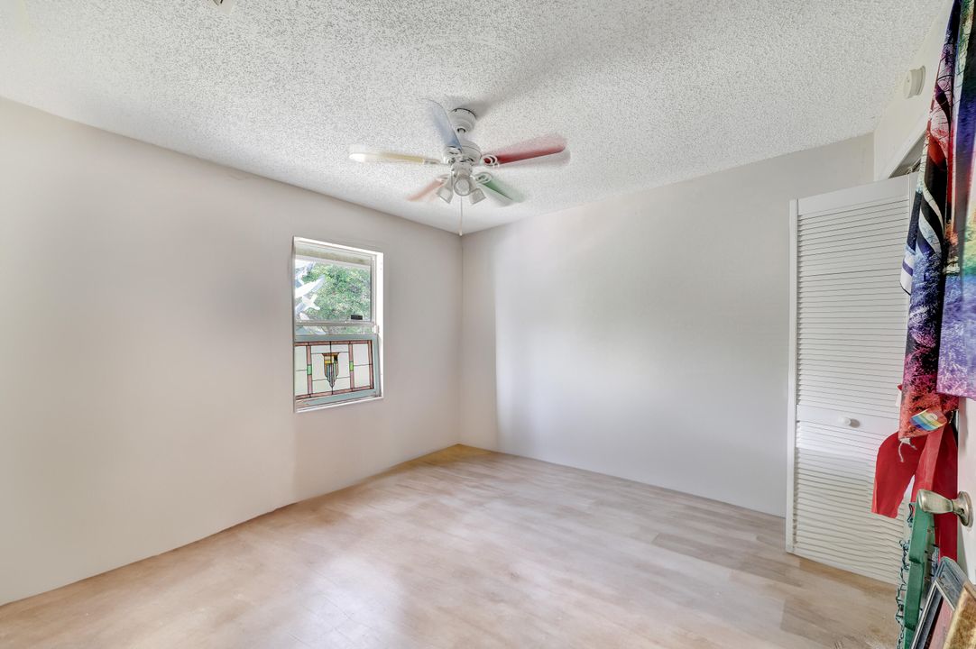 Active With Contract: $499,000 (3 beds, 2 baths, 1300 Square Feet)