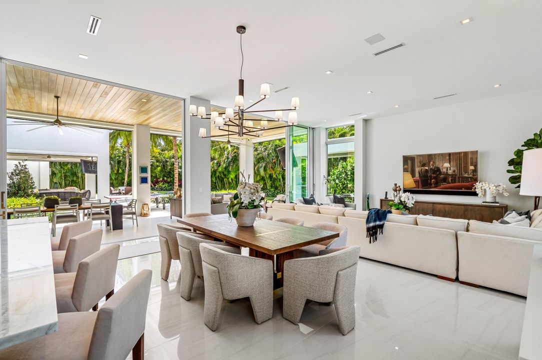 For Sale: $8,495,000 (5 beds, 5 baths, 6064 Square Feet)