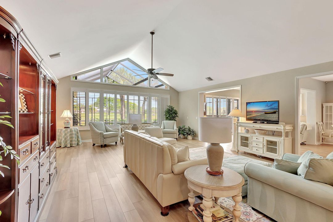 Active With Contract: $975,000 (3 beds, 3 baths, 3096 Square Feet)