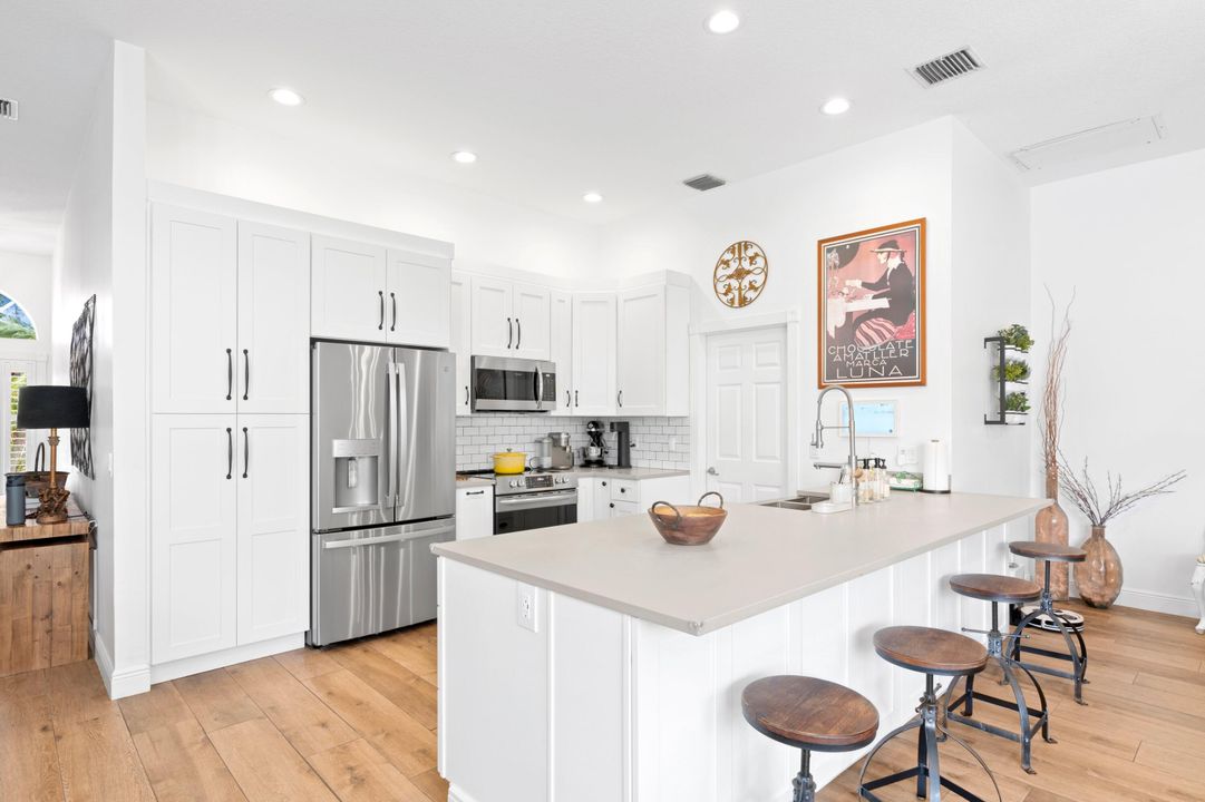 Active With Contract: $819,000 (3 beds, 2 baths, 1861 Square Feet)