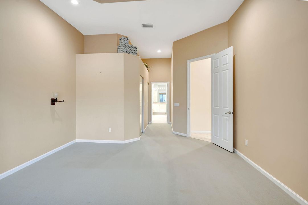 Active With Contract: $649,900 (3 beds, 2 baths, 2237 Square Feet)