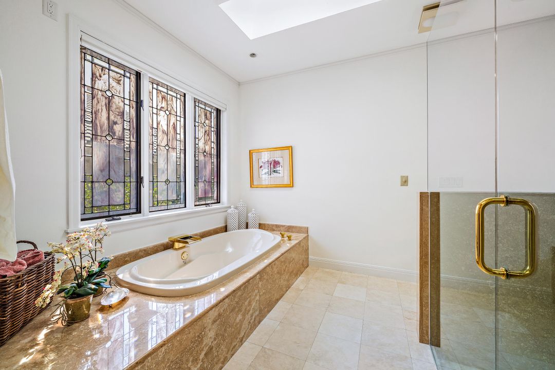 Active With Contract: $2,250,000 (3 beds, 3 baths, 3533 Square Feet)