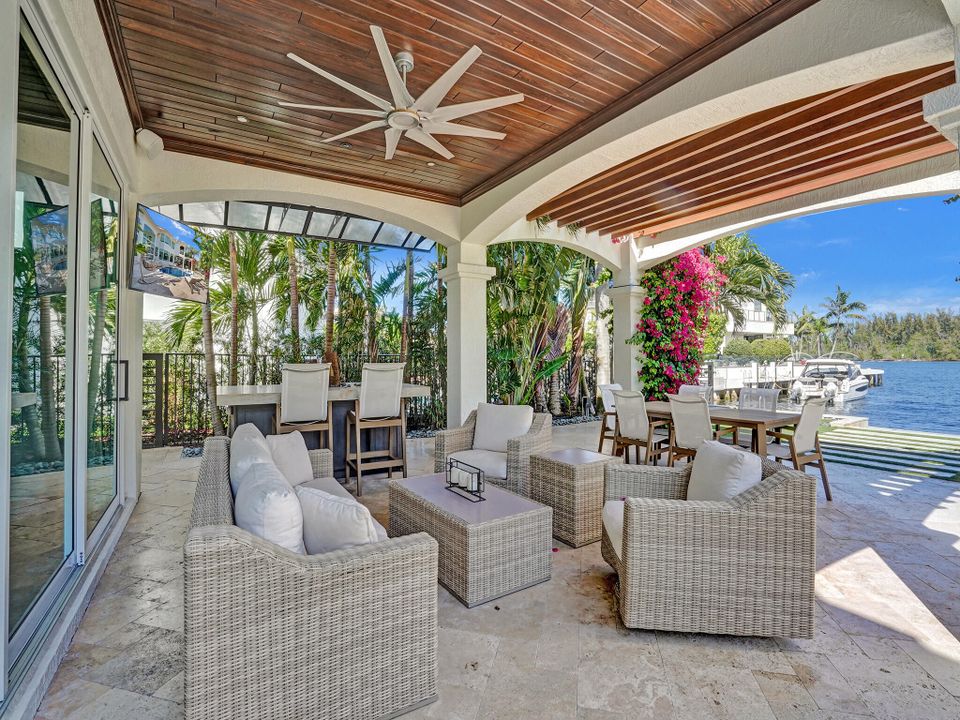 For Sale: $5,275,000 (4 beds, 4 baths, 4710 Square Feet)