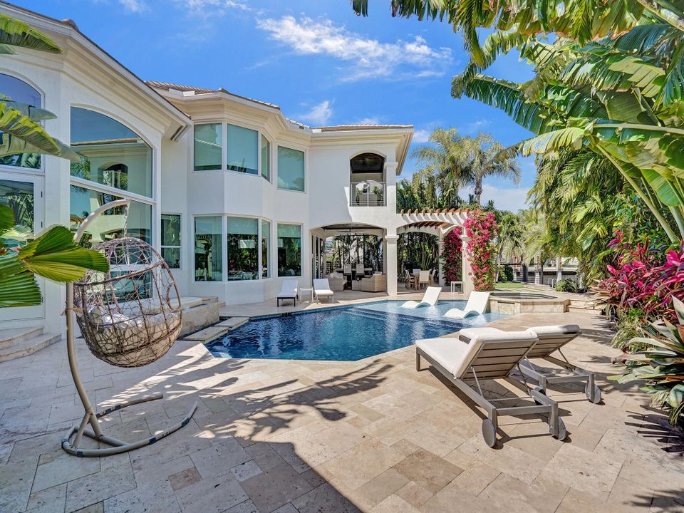 For Sale: $5,500,000 (4 beds, 4 baths, 4710 Square Feet)