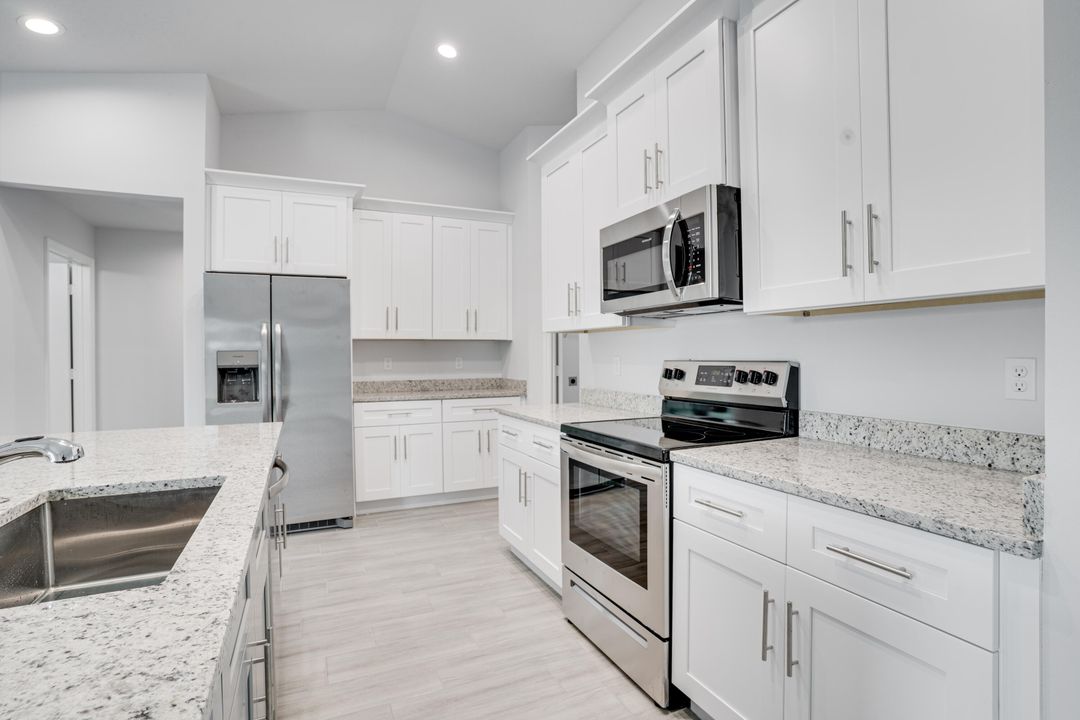 Active With Contract: $445,000 (4 beds, 2 baths, 1844 Square Feet)