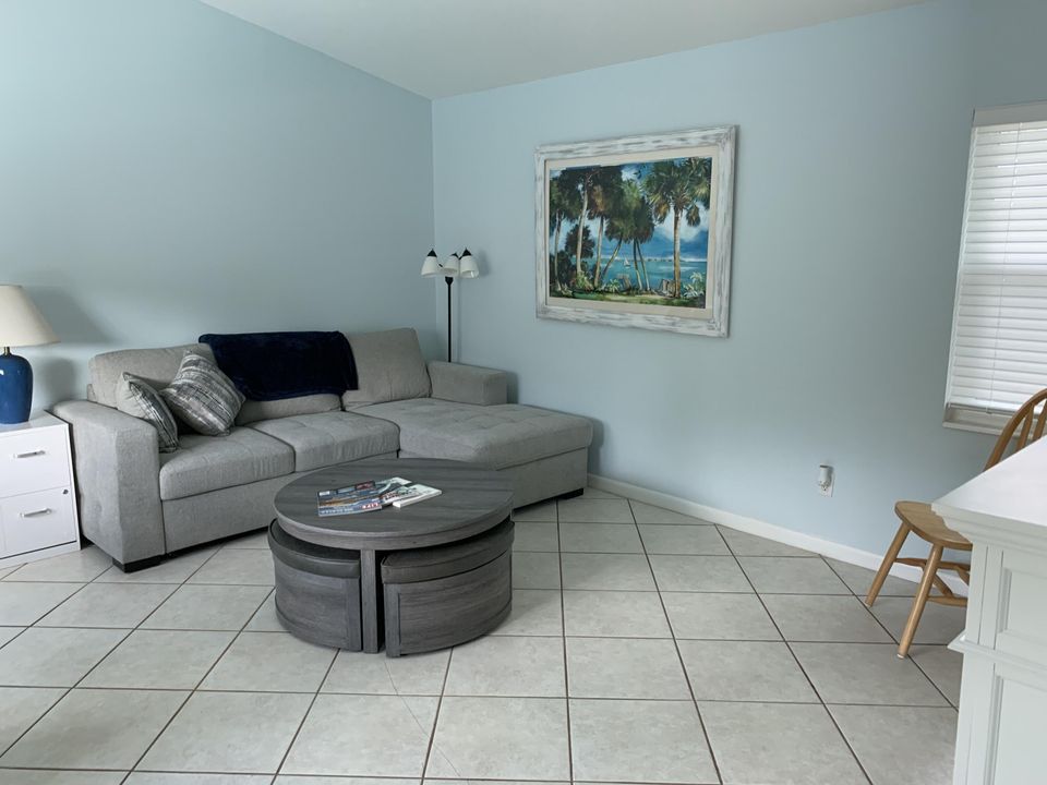 For Sale: $1,120,000 (3 beds, 2 baths, 1802 Square Feet)