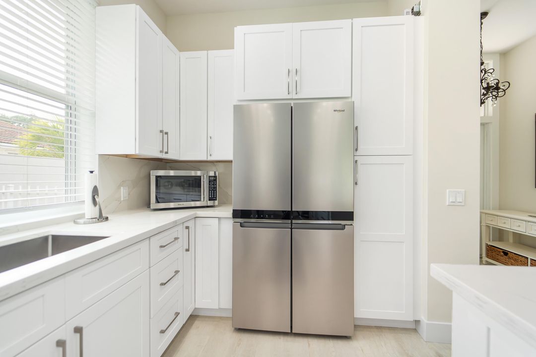 Active With Contract: $5,500 (3 beds, 2 baths, 1975 Square Feet)